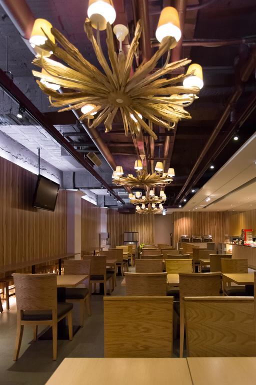麗馨商旅七賢館 Hotel Kaohsiung Exterior photo